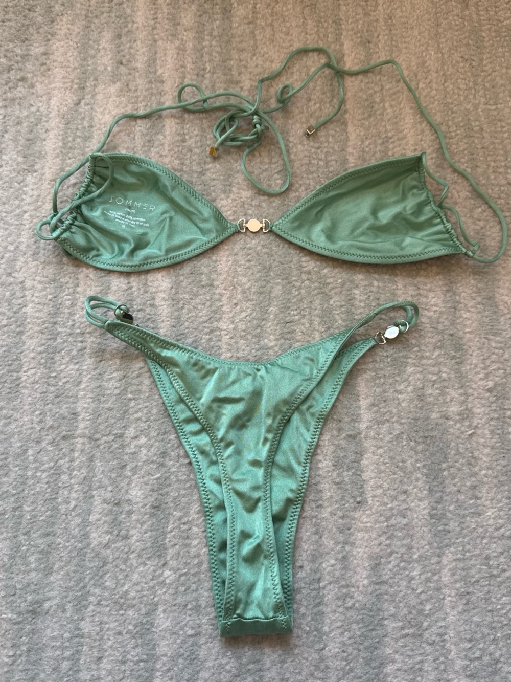 Sommer Swim green bikini